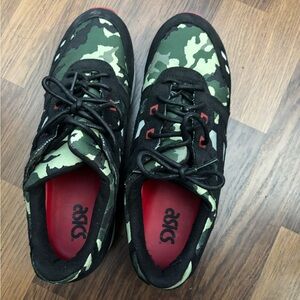 MENS ASICS CAMOUFLAGE Athletic Shoes